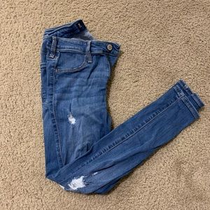 Size 3 short jeggings from hollister